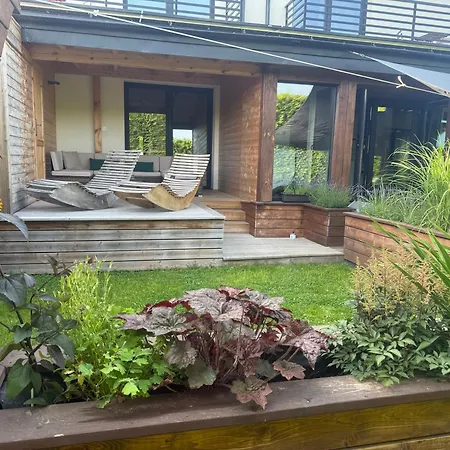 Sauna Bania شقة *